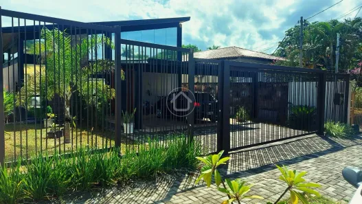 Sobrado com 3 Quartos à venda, 312m² no Jardim Shangri-Lá, Cuiabá