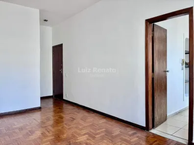Apartamento com 3 Quartos para alugar, 95m² no Santa Efigênia, Belo Horizonte