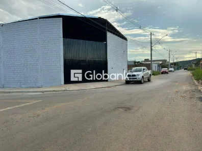Galpão/Depósito/Armazém para alugar, 357m² no Residencial Monte Belo, Montes Claros
