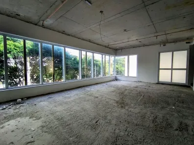 Ponto Comercial para alugar, 192m² no Liberdade, São Paulo
