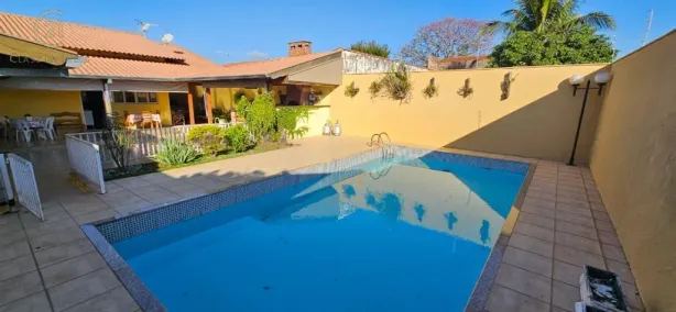 Casa com 3 Quartos à venda, 172m² no Vila Goes, Londrina
