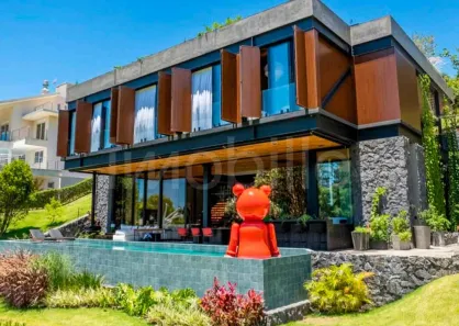 Casa com 3 Quartos à venda, 490m² no Ilhota, Itapema