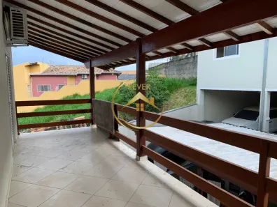 Sobrado com 4 Quartos para alugar, 384m² no Parque Cecap, Valinhos