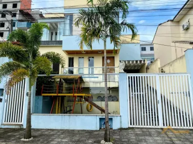 Casa com 4 Quartos à venda, 280m² no Jardim Belvedere, Volta Redonda