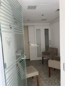 Sala Comercial à venda, 28m² no Liberdade, São Paulo
