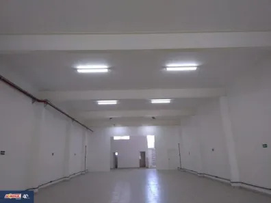 Galpão/Depósito/Armazém à venda, 800m² no Cidade Soberana, Guarulhos