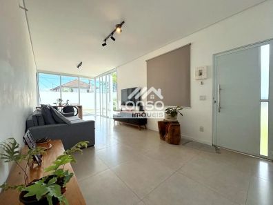 Casa de Condomínio com 3 Quartos à venda, 127m² no Jardim Semiramis, Cotia