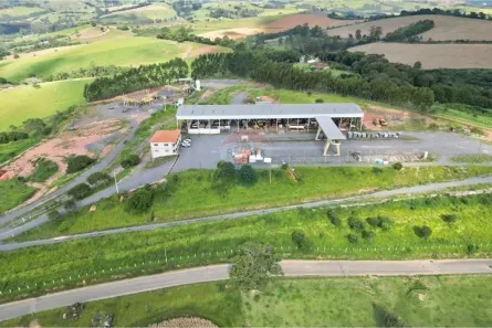 Galpão/Depósito/Armazém com 10 Quartos à venda, 2788m² no Santa Rita de Caldas, Santa Rita de Caldas