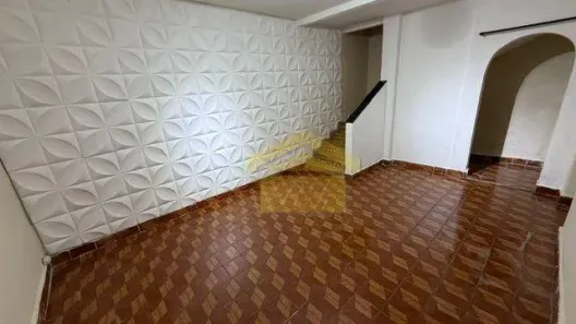 Sobrado com 2 Quartos para alugar, 100m² no Jardim Cidália, São Paulo