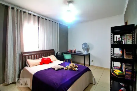 Sobrado com 4 Quartos à venda, 256m² no Vila Progresso, Santo André