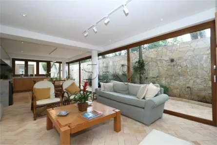 Sobrado com 3 Quartos à venda, 420m² no Indianópolis, São Paulo