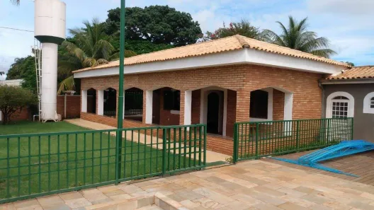 Fazenda/Sítio com 5 Quartos à venda, 500m² no , Fronteira