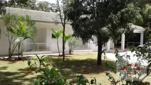 Casa de Condomínio com 4 Quartos para venda ou aluguel, 600m² no Caxambu, Jundiaí