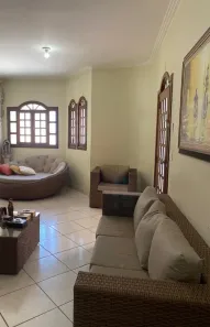 Sobrado com 4 Quartos à venda, 300m² no Areal, Brasília
