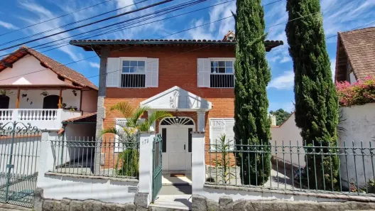 Casa com 5 Quartos à venda, 356m² no Centro, Petrópolis