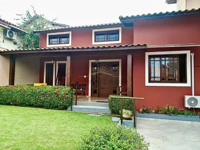 Casa com 3 Quartos à venda, 260m² no Glória, Macaé