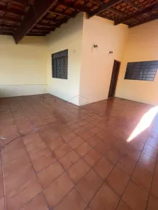 Casa com 2 Quartos para alugar, 2000m² no Recanto Regina, Barra Bonita