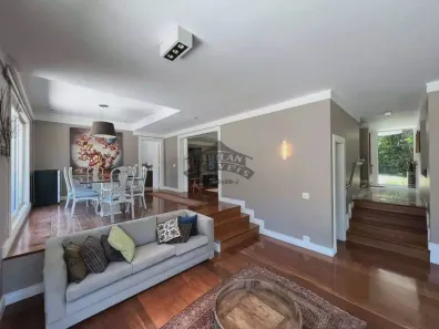 Sobrado com 4 Quartos à venda, 542m² no Altos de São Fernando, Jandira