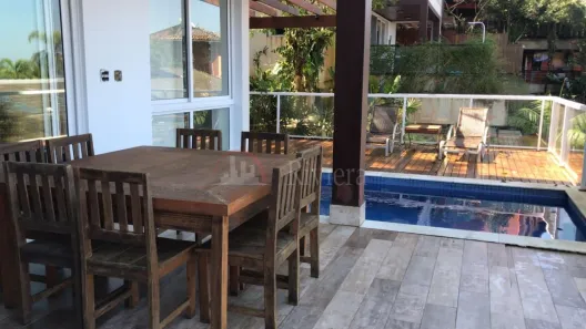 Casa de Condomínio com 4 Quartos para alugar, 220m² no Bairro de Juquehy, São Sebastião