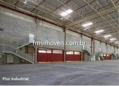 Galpão/Depósito/Armazém para alugar, 828m² no Água Espraiada, Embu das Artes