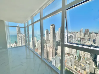Apartamento com 3 Quartos para alugar, 122m² no Centro, Balneário Camboriú