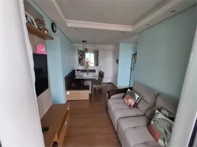 Apartamento com 2 Quartos à venda, 47m² no Vila Carmosina, São Paulo