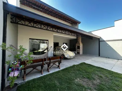 Casa com 2 Quartos à venda, 168m² no Loteamento Villa Branca, Jacareí