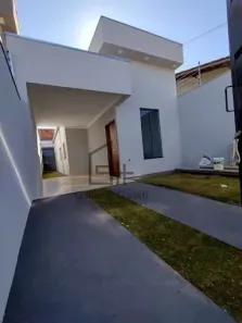 Casa com 3 Quartos à venda, 105m² no Residencial Flor do Cerrado, Anápolis