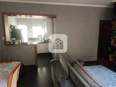 Casa com 3 Quartos à venda, 166m² no Brasil, Uberlândia