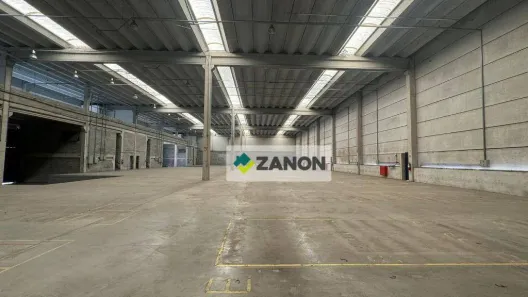 Galpão/Depósito/Armazém para alugar, 1025m² no Piraporinha, Diadema