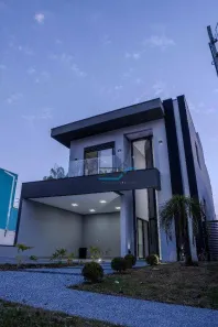 Casa de Condomínio com 4 Quartos à venda, 297m² no Suru, Santana de Parnaíba