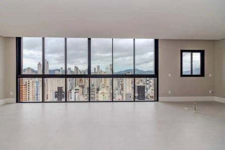 Apartamento com 4 Quartos à venda, 135m² no Centro, Balneário Camboriú
