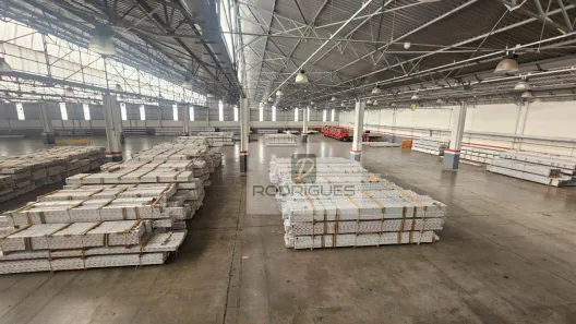 Galpão/Depósito/Armazém para venda ou aluguel, 10200m² no Centro, Diadema