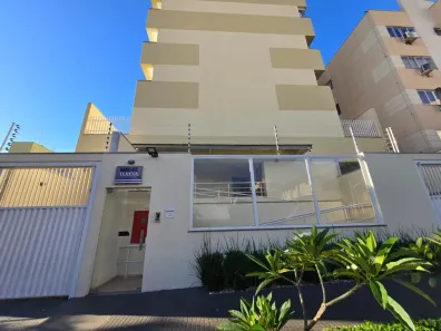 Apartamento com 2 Quartos à venda, 66m² no Zona 07, Maringá