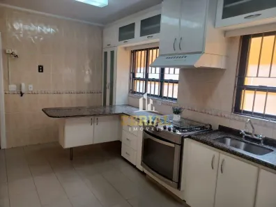 Sobrado com 3 Quartos à venda, 210m² no Jardim Avelino, São Paulo
