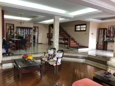 Casa com 4 Quartos à venda, 420m² no Santa Efigênia, Belo Horizonte