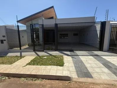 Casa com 3 Quartos à venda, 200m² no Jardim Real, Maringá