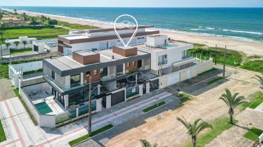 Sobrado com 3 Quartos à venda, 183m² no Guaratuba, Guaratuba