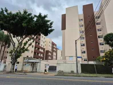 Apartamento com 3 Quartos para alugar, 74m² no Cabral, Curitiba