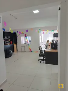 Sala Comercial à venda, 111m² no Centro, Florianópolis
