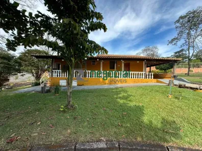 Fazenda/Sítio com 4 Quartos à venda, 415m² no Centro, Betim