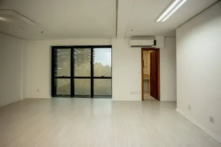 Imóvel Comercial para alugar, 120m² no Petrópolis, Porto Alegre
