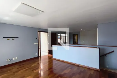 Casa com 3 Quartos à venda, 220m² no Vila Mariana, São Paulo