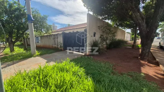 Casa com 3 Quartos à venda, 232m² no Jardim dos Estados, Campo Grande
