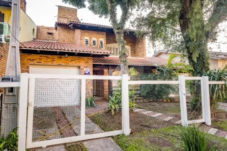 Casa com 4 Quartos para alugar, 277m² no Centro, Gravataí