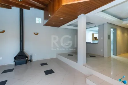 Casa com 5 Quartos à venda, 300m² no Jardim São Pedro, Porto Alegre