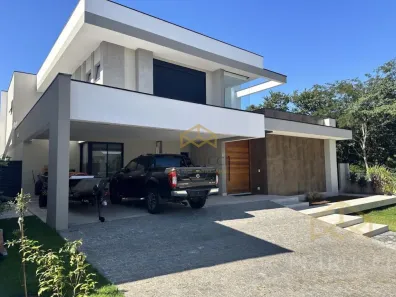 Sobrado com 3 Quartos à venda, 305m² no Swiss Park, Campinas