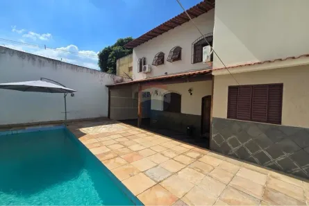 Casa com 4 Quartos à venda, 140m² no Realengo, Rio de Janeiro