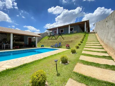 Fazenda/Sítio com 3 Quartos à venda, 1800m² no DONA CATARINA, Mairinque