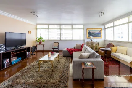 Apartamento com 3 Quartos à venda, 240m² no Santa Cecília, São Paulo